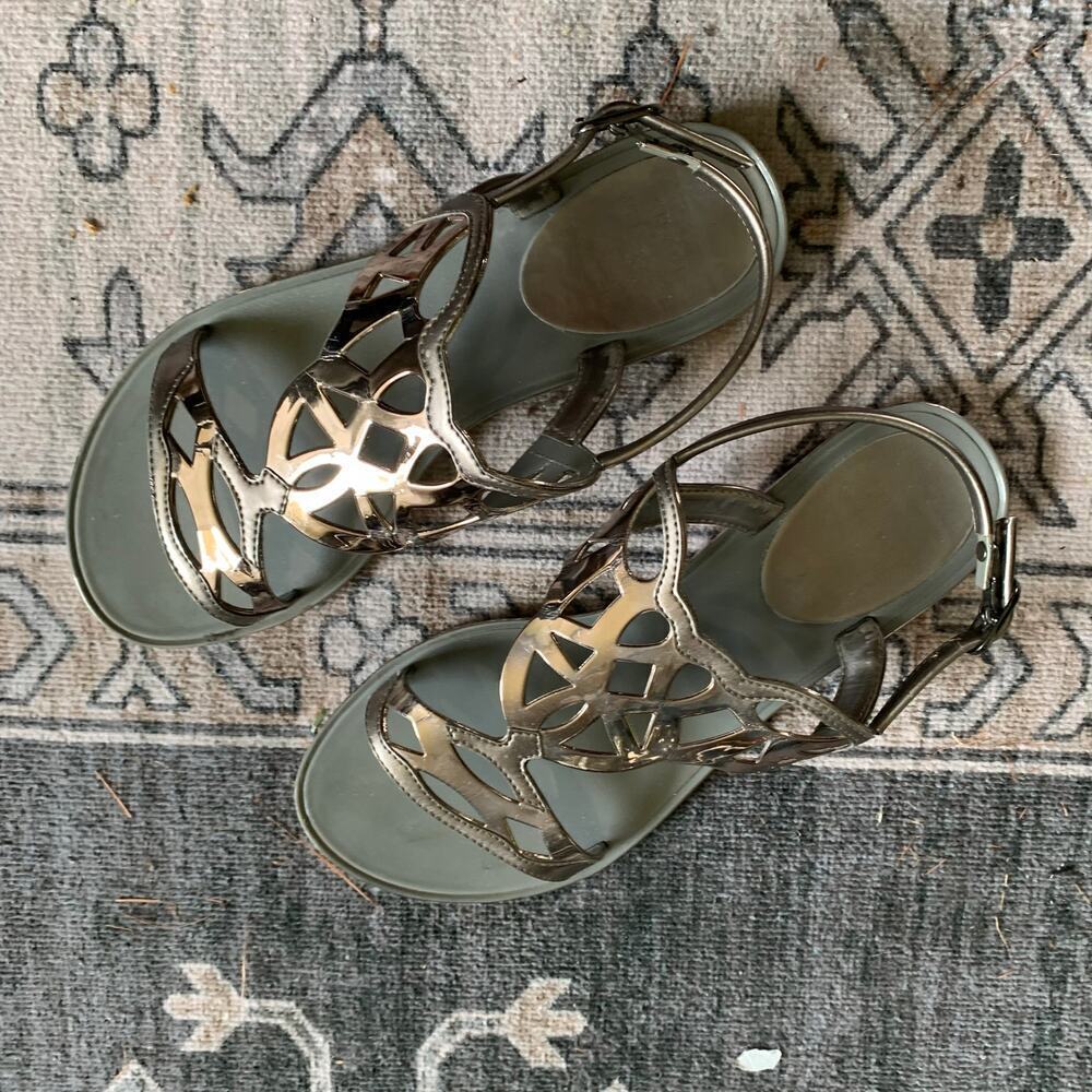 Stuart Weitzman Gelfisher Graphite Sandals Size 8 - Picture 4 of 4